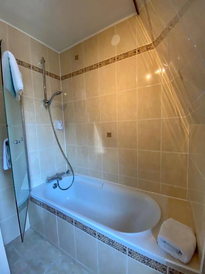 Hotel Studia Paris Luaran gambar